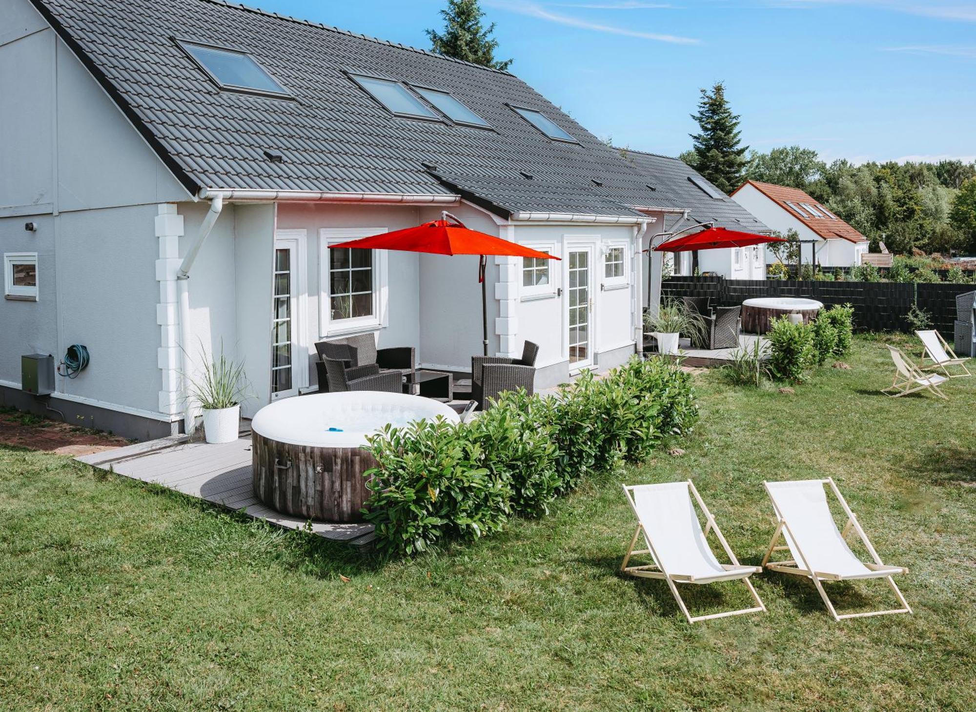 Ferienhaeuser Insel Usedom Haus Samara 8 - Blick Aufs Achterwasser! Whirlpool Und Sauna Lutow Exterior photo