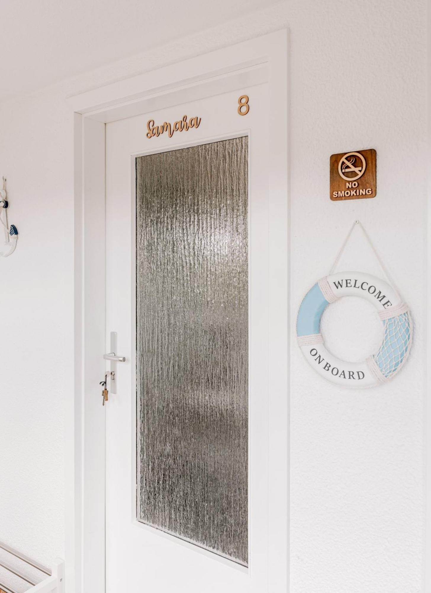Ferienhaeuser Insel Usedom Haus Samara 8 - Blick Aufs Achterwasser! Whirlpool Und Sauna Lutow Exterior photo